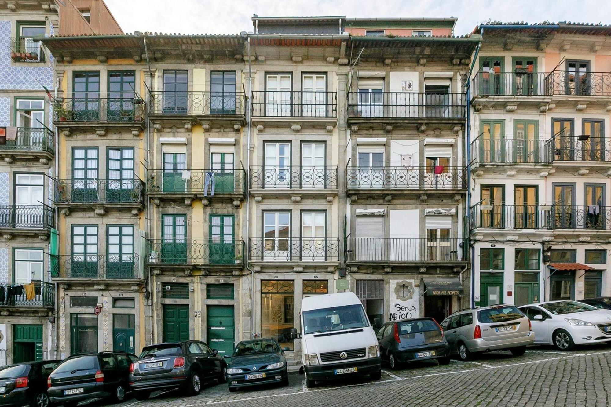 Door 65 - Historical Center Apartments Porto Buitenkant foto